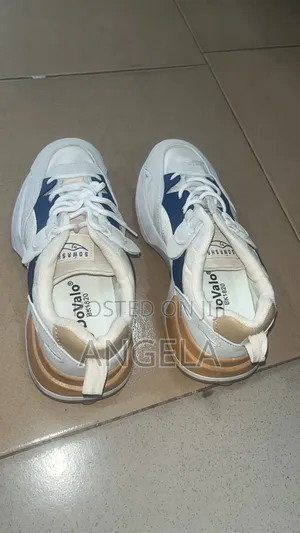 Unisex Sneakers