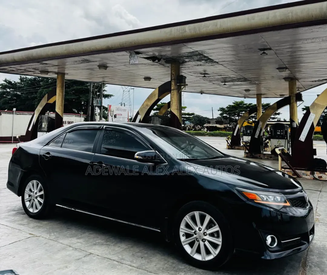 Toyota Camry 2013 Black