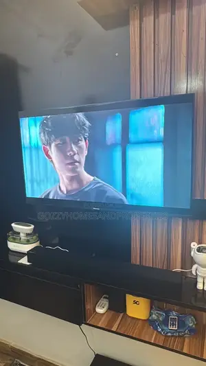 GOZZY Properties Present a Fairly Used LG TV