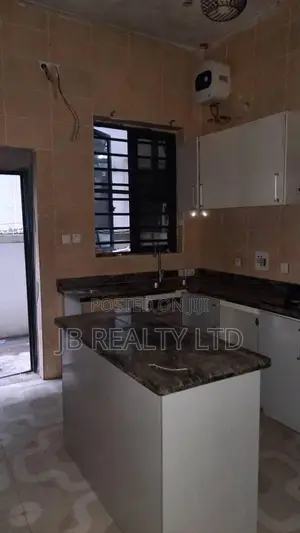1bdrm Shared Apartment in Orchid, Lekki for rent