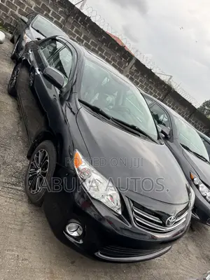 Toyota Corolla LE 4dr Sedan (1.8L 4cyl 4A) 2010 Black