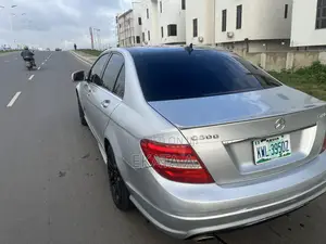Mercedes-Benz C300 2010 Silver