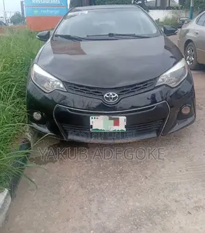 Toyota Corolla 2014 Black