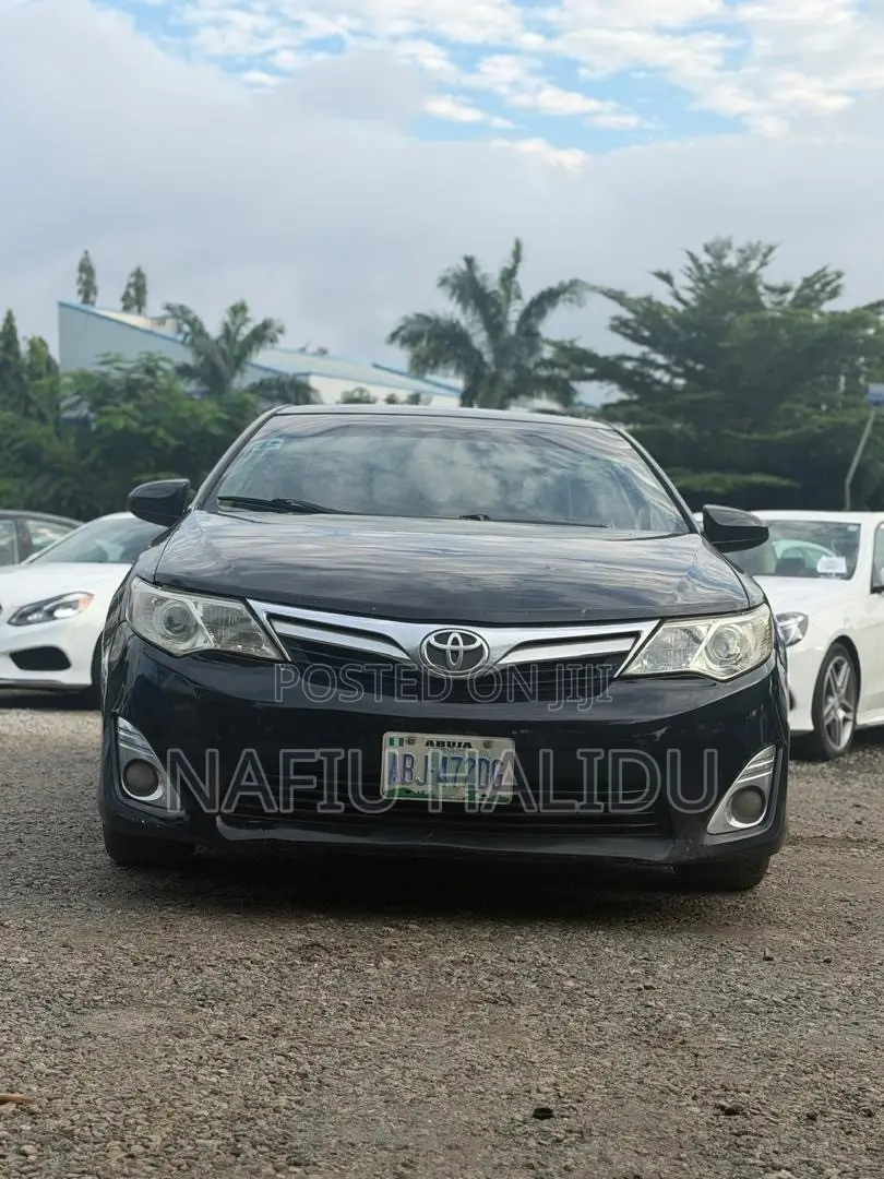Toyota Camry 2013 Black