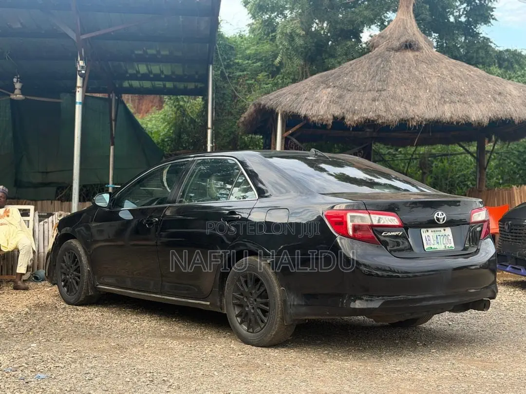 Toyota Camry 2013 Black