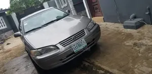 Toyota Camry 2002 Gray