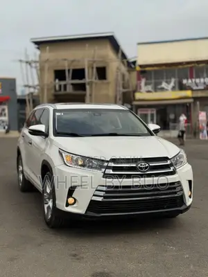 Toyota Highlander Limited 2019 White
