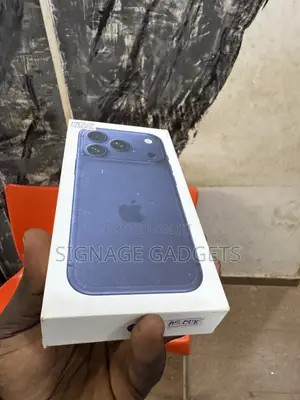 New Apple iPhone 17 Pro 256 GB Blue