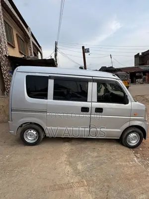 Suzuki Every 2012 Grey