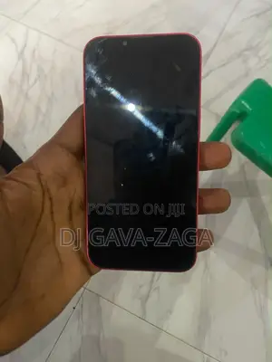 Apple iPhone 13 128 GB Red