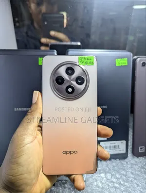 Oppo Reno12 F 256 GB Orange
