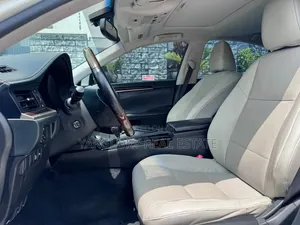 Lexus ES 2013 White