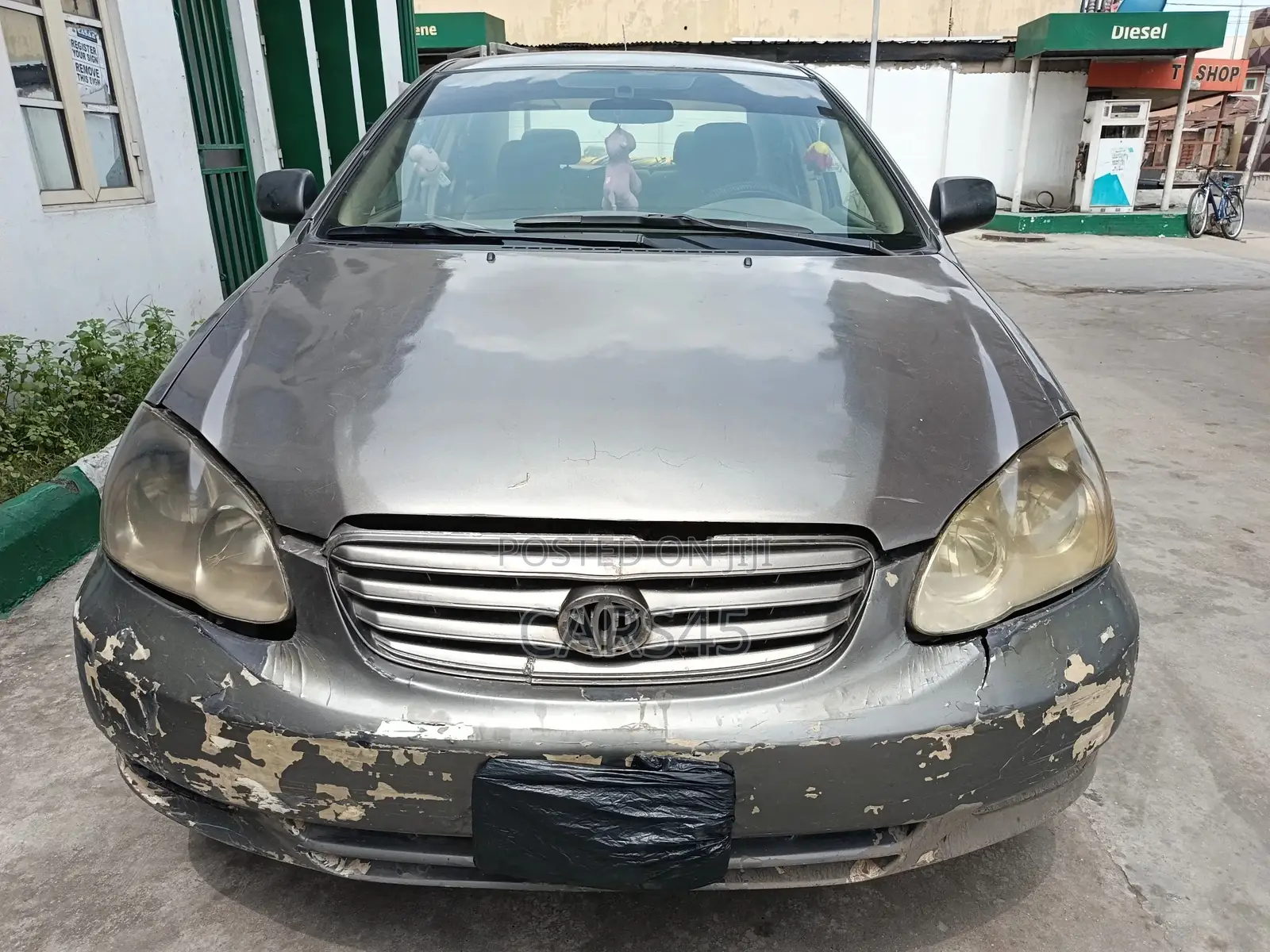 Toyota Corolla 2004 Gray