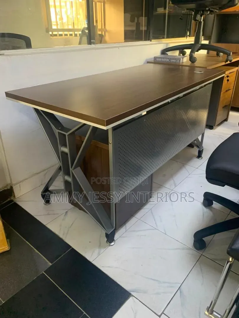 Executive Office Table With Iron Leg's