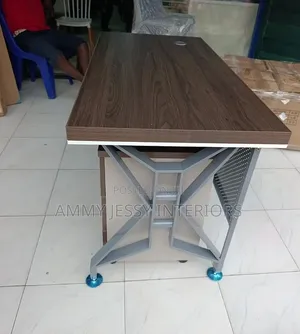 Executive Office Table With Iron Leg's