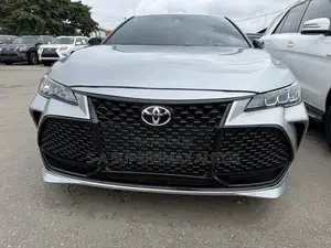 Toyota Avalon XSE 2020 Silver