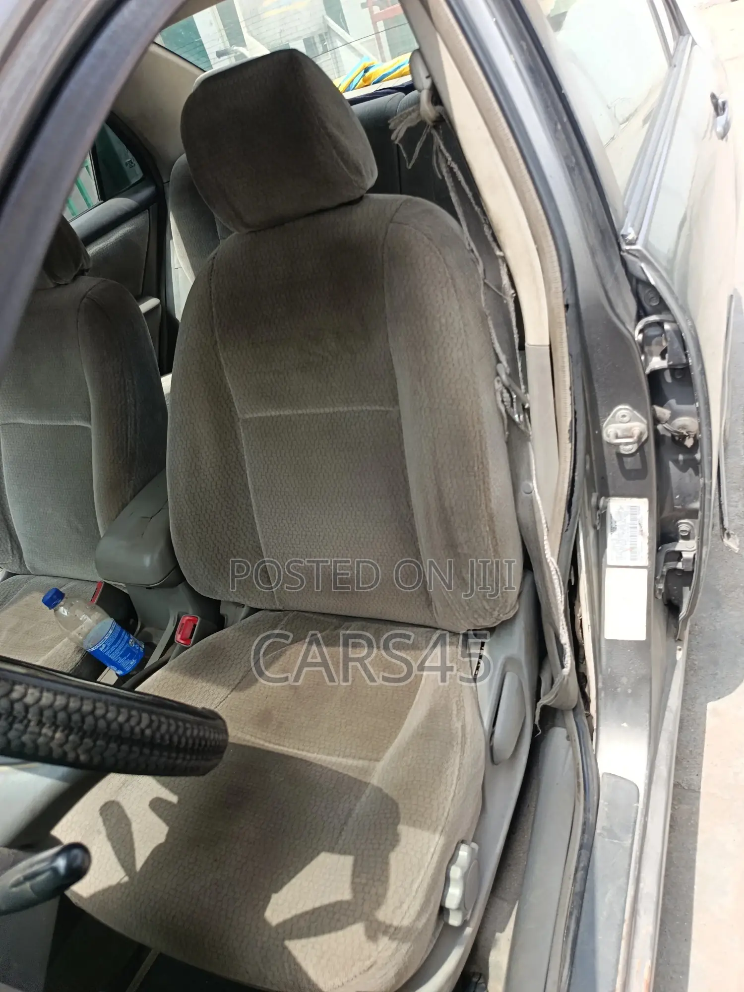 Toyota Corolla 2004 Gray
