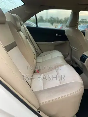 Toyota Camry XLE 4dr Sedan (3.5L 6cyl 6A) 2014 White