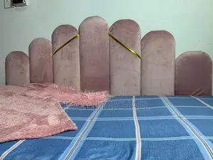 Headboard for Bedfloor