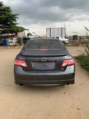 Toyota Camry 2011 Gray