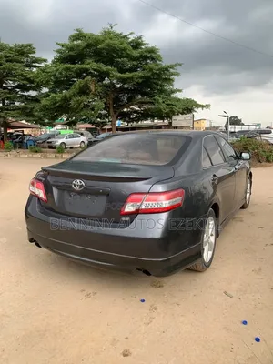 Toyota Camry 2011 Gray