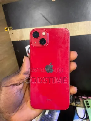 Apple iPhone 13 128 GB Red
