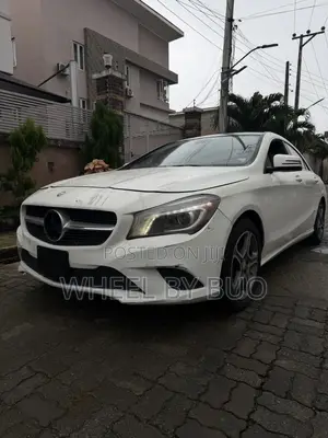 Mercedes-Benz CLA-Class CLA 250 4MATIC Sedan 2014 White