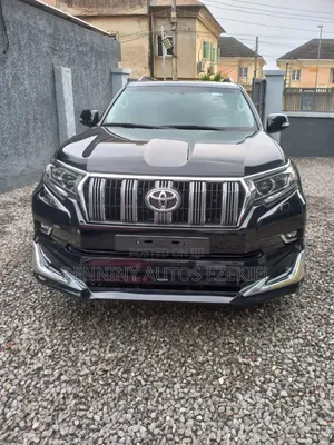 Toyota Land Cruiser Prado 4.0 2023 Black