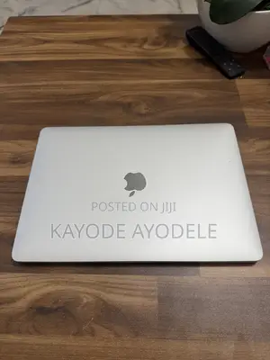 Laptop Apple MacBook Pro 2020 8GB Intel Core i5 SSD 256GB