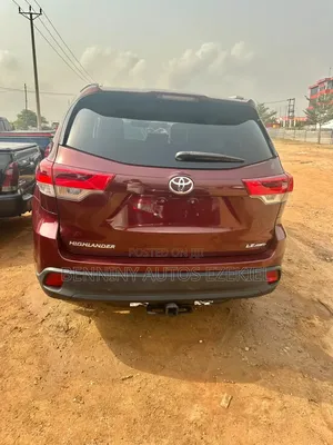 Toyota Highlander 2016 Red