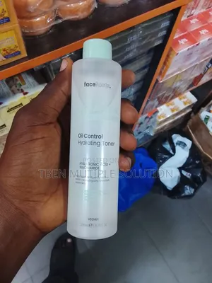 Face Facts Ceramide Oil Control Hydrating Toner