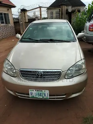 Toyota Corolla 2005 Gold