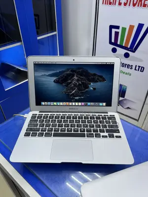 Laptop Apple MacBook Air 2014 4GB Intel Core i5 SSD 128GB