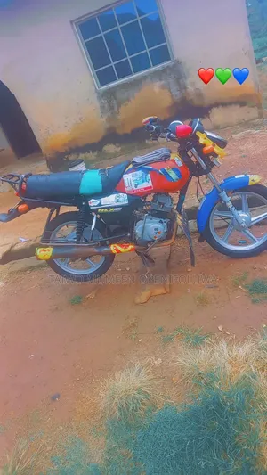 TVS HLX 125 2022 Blue