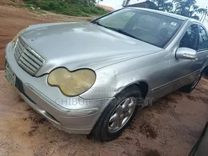 Mercedes-Benz C230 2007 Gold