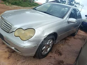 Mercedes-Benz C230 2007 Gold
