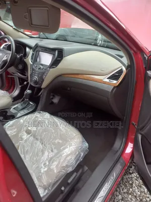 Hyundai Santa Fe 2013 Red