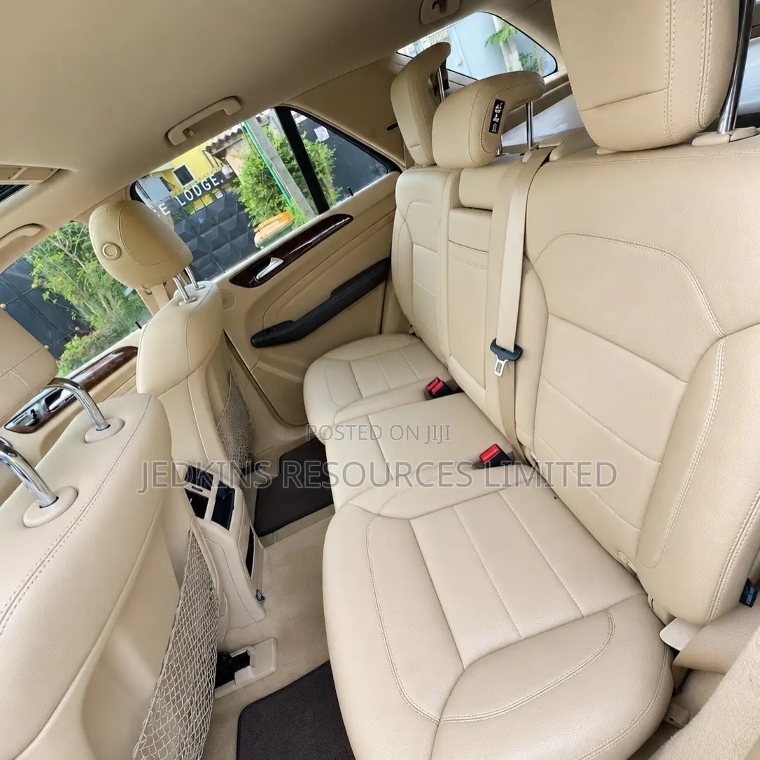 Mercedes-Benz M Class 2012 Brown