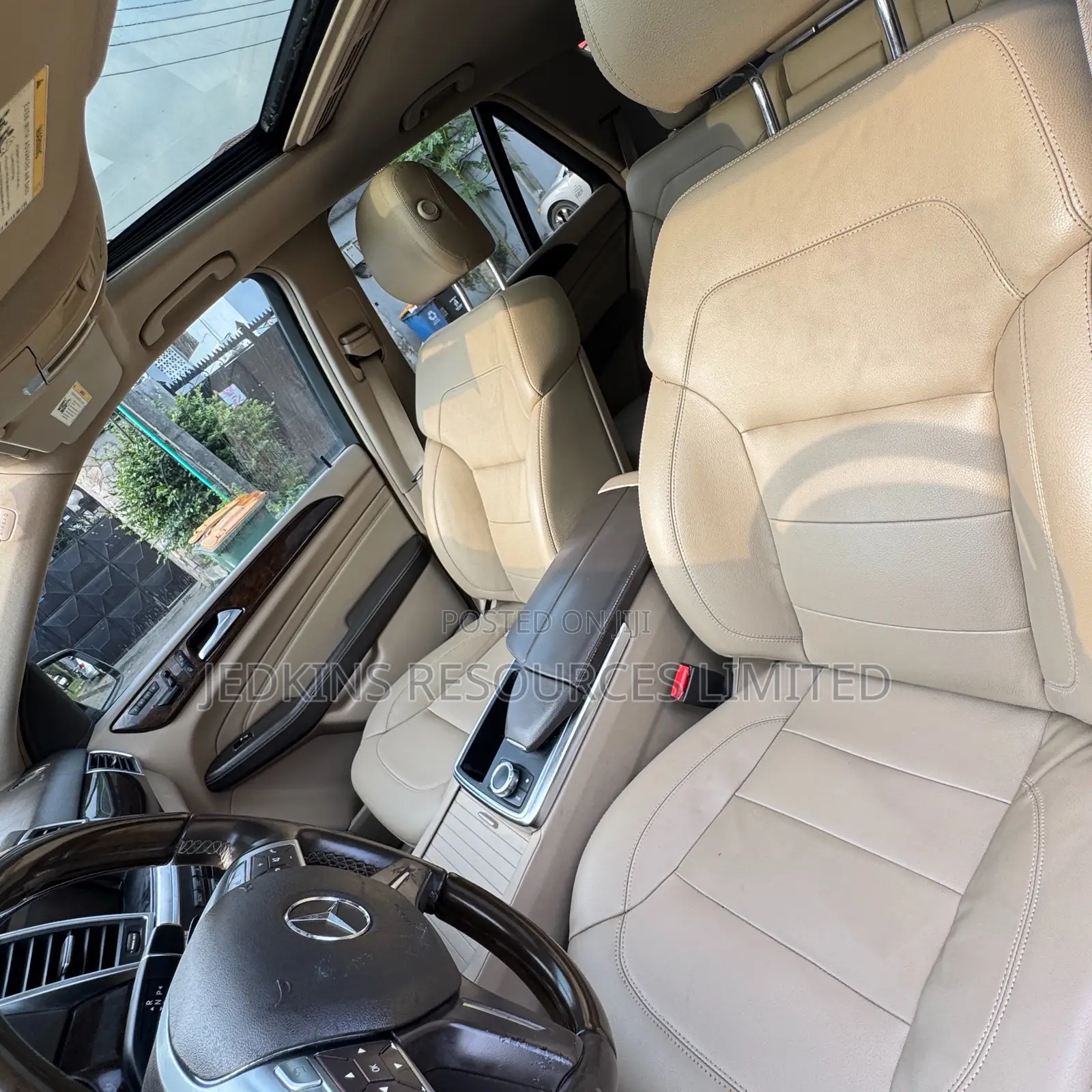 Mercedes-Benz M Class 2012 Brown