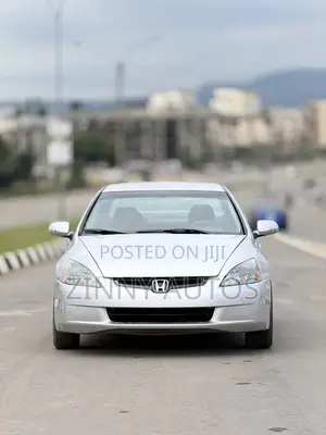 Honda Accord 2005 Silver