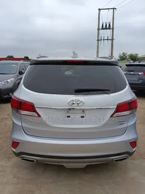 Hyundai Santa Fe 2017 Silver