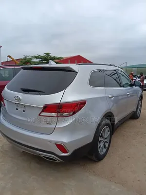Hyundai Santa Fe 2017 Silver