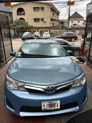Toyota Camry 2013 Blue