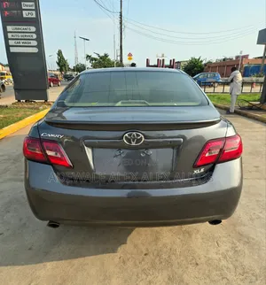 Toyota Camry 2008 Gray