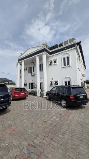 2bdrm Apartment in Lekki Peninsula, VGC / Ajah for rent