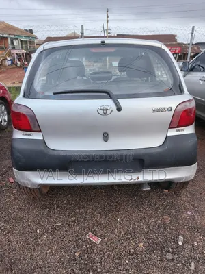 Toyota Yaris 2004 Silver