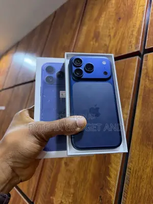 New Apple iPhone 17 Pro 256 GB Blue