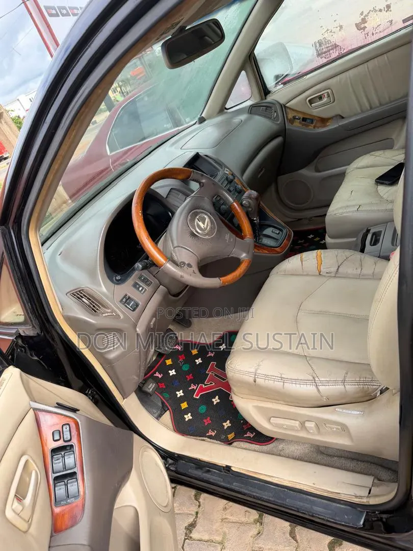 Lexus RX 2001 Black
