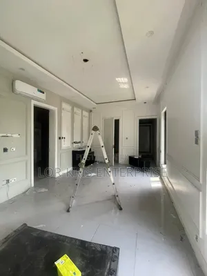 Mini Flat in Vi, Adeola Odeku for rent