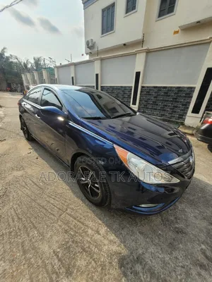 Hyundai Sonata GLS Sedan FWD (2.4L 4cyl 6M) 2012 Blue